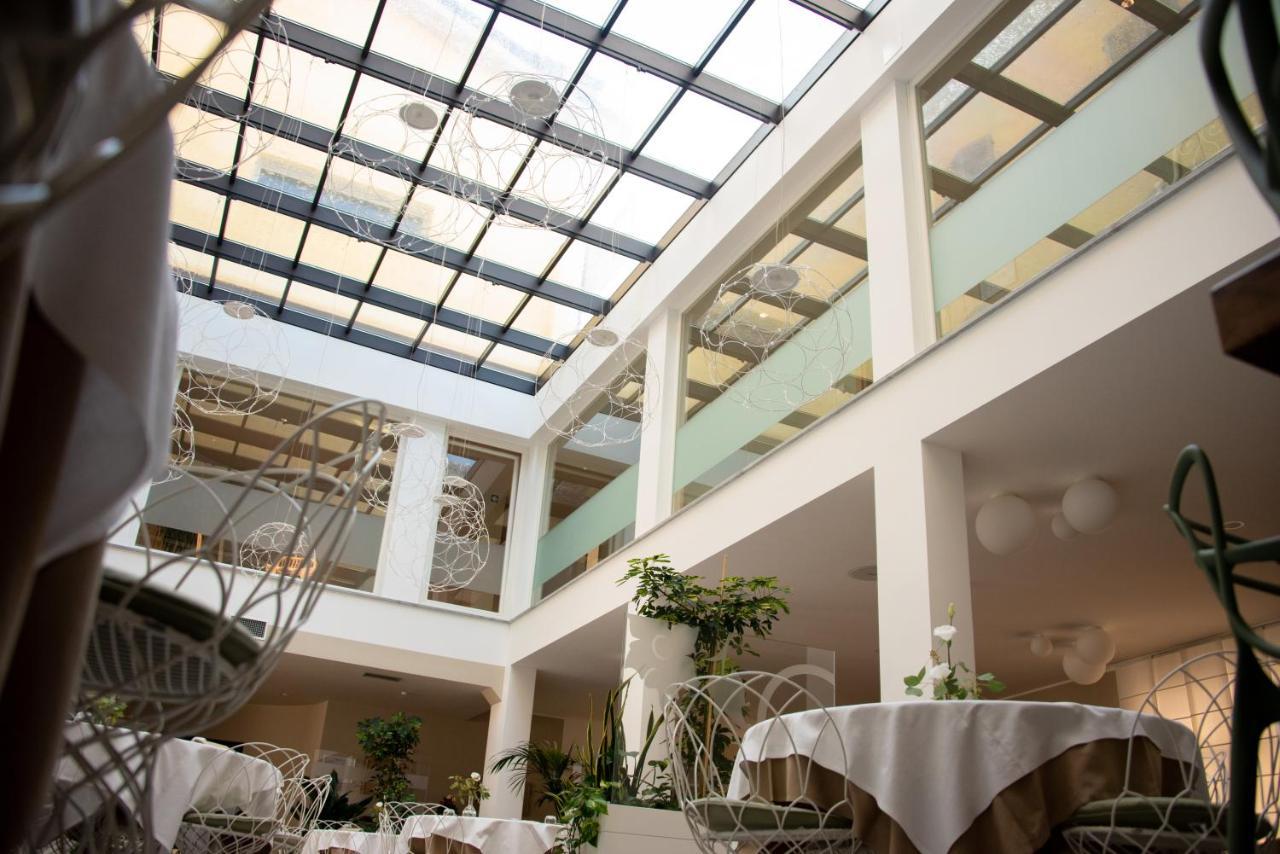 Hotel Monteverde Acqui Terme ภายนอก รูปภาพ