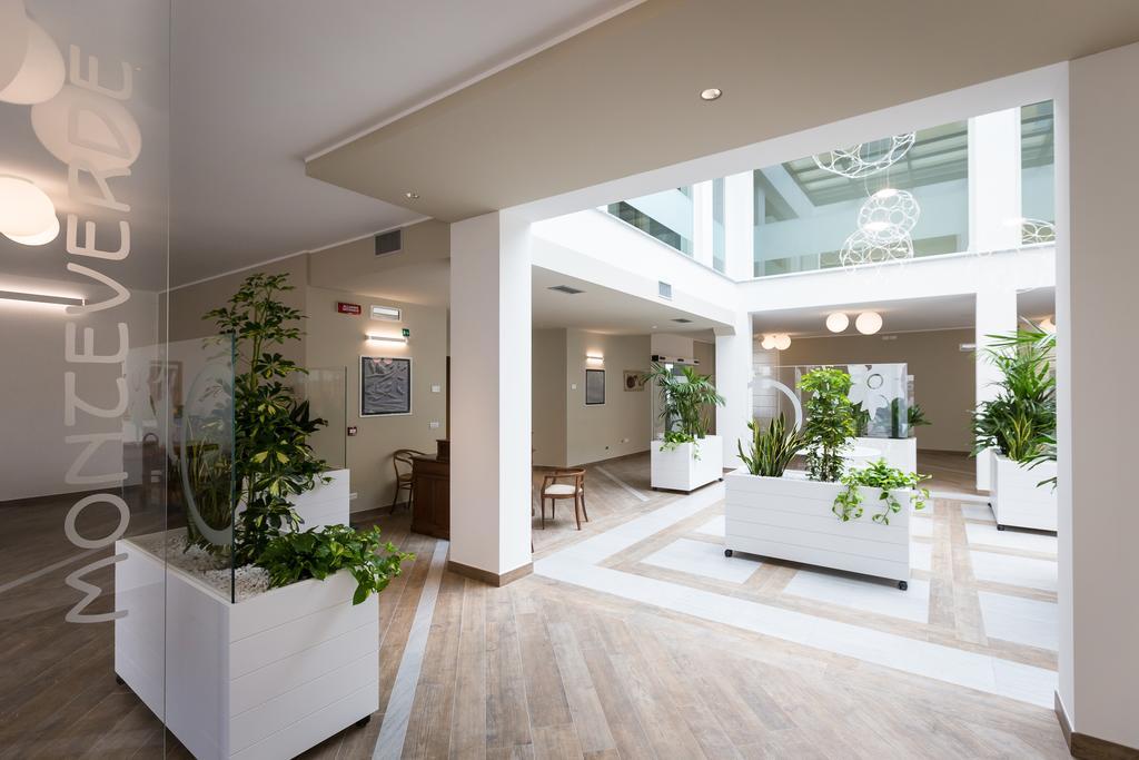 Hotel Monteverde Acqui Terme ภายนอก รูปภาพ