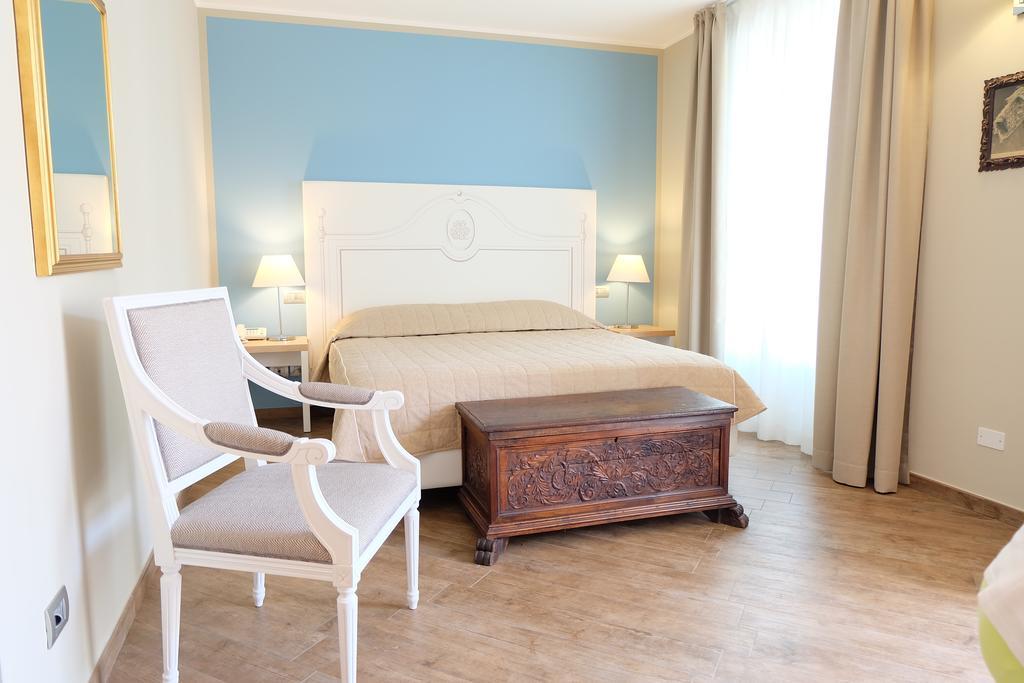 Hotel Monteverde Acqui Terme ภายนอก รูปภาพ