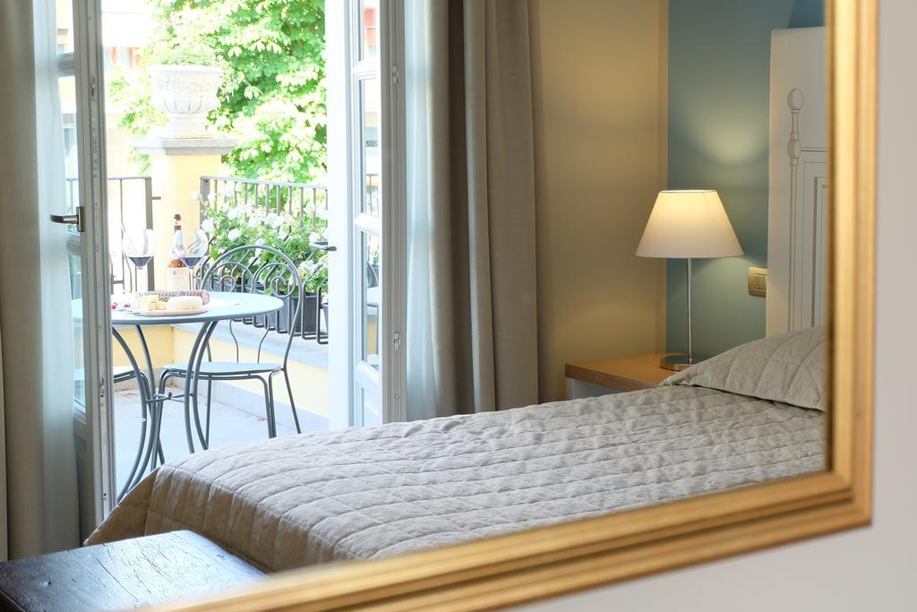 Hotel Monteverde Acqui Terme ภายนอก รูปภาพ